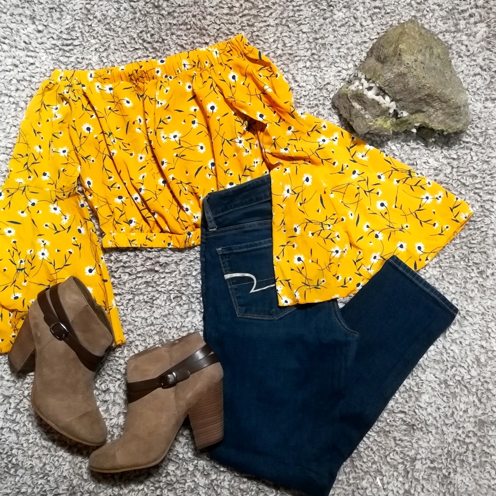 Off-the-shoulder, cropped, floral top NWOT